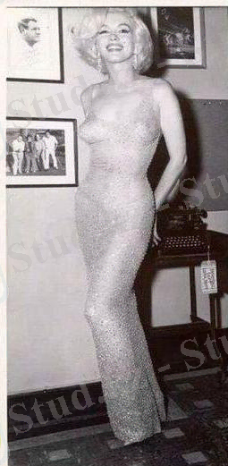 Мерилин MONRO ақ көйлек