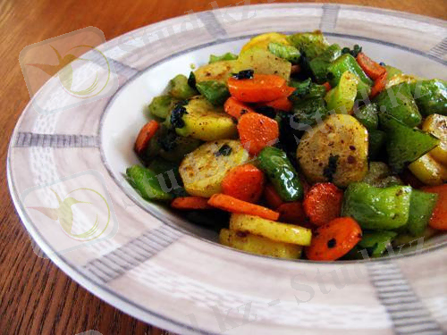 Баклажан және цуккини көкөніс Бұқтырылған. пеште көкөніс Бұқтырылған