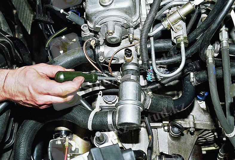 Қозғалтқышты салқындату жүйесінің құрылғысы