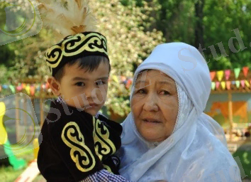 https://jasqazaq.kz/wp-content/uploads/2016/12/babushka.jpg