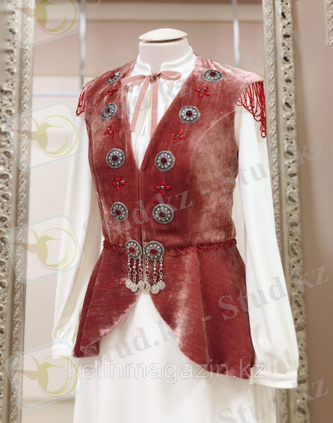 Камзол женский панбархат с баской мельхиор пудровый, цена , купить в Алматы — Satu.kz (ID#82759404)