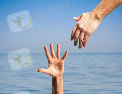 Суға батып бара жатқан адамды құтқару