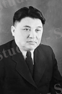 Ташенев, Жумабек Ахметович — Википедия