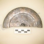 Сурет 4. Жартылай сынған қола айна. Б.з.д. V–IV ғғ. 