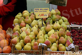 Williams Christ Pears.jpg