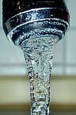http://upload.wikimedia.org/wikipedia/commons/thumb/a/ae/Drinking_water.jpg/110px-Drinking_water.jpg
