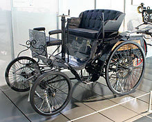 http://upload.wikimedia.org/wikipedia/commons/thumb/1/1e/Benz-velo.jpg/220px-Benz-velo.jpg