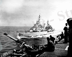 HMS Belfast in Korea.jpg