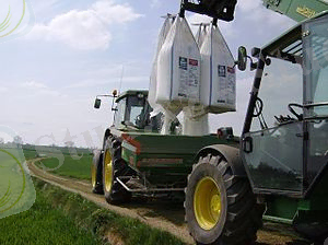 Картинки по запросу тыңайтқыш беру