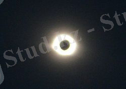 Sun closed by the moon.jpg