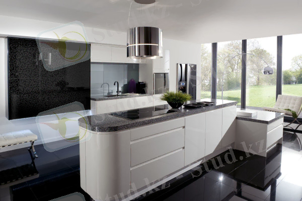 Молочно-белая кухня в стиле модерн