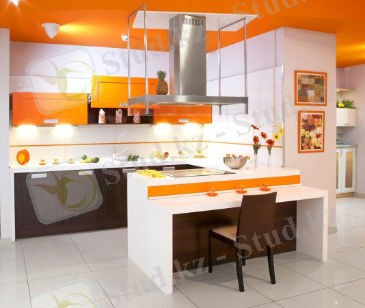Оранжевая кухня в стиле модерн